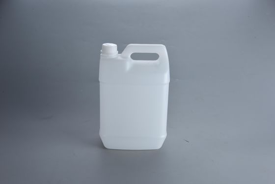 4L Disesuaikan Plastik Jerry Can Tight Kepala Bentuk persegi Bahan HDPE 2mm Ketebalan dinding 30mm Diameter luar
